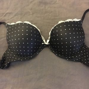 Victoria’s Secret bra